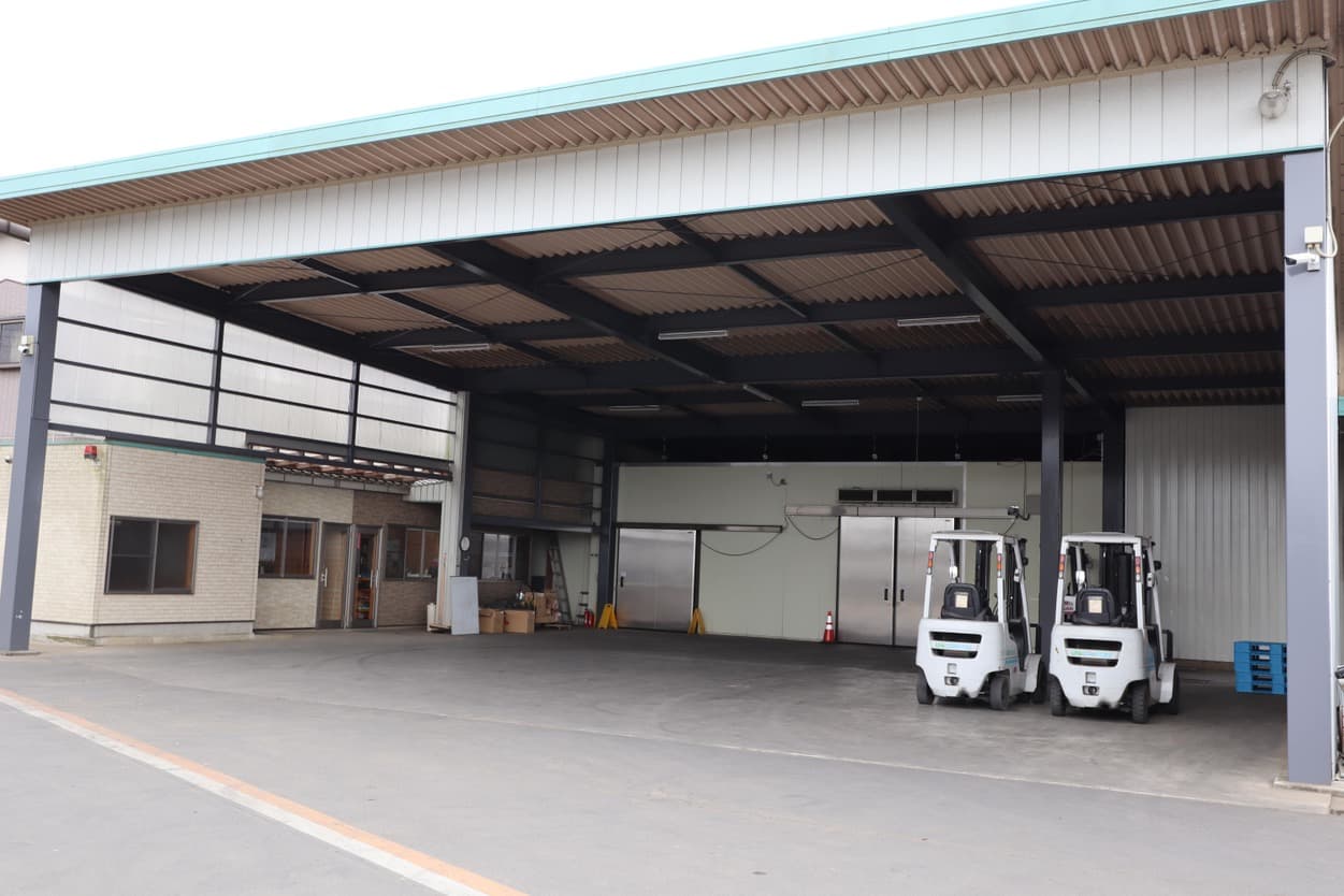 ピュアグリーンアグリ　出荷場